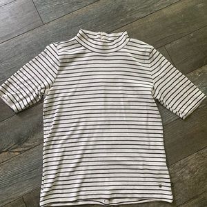 Abercrombie & Fitch Short Turtleneck Blouse